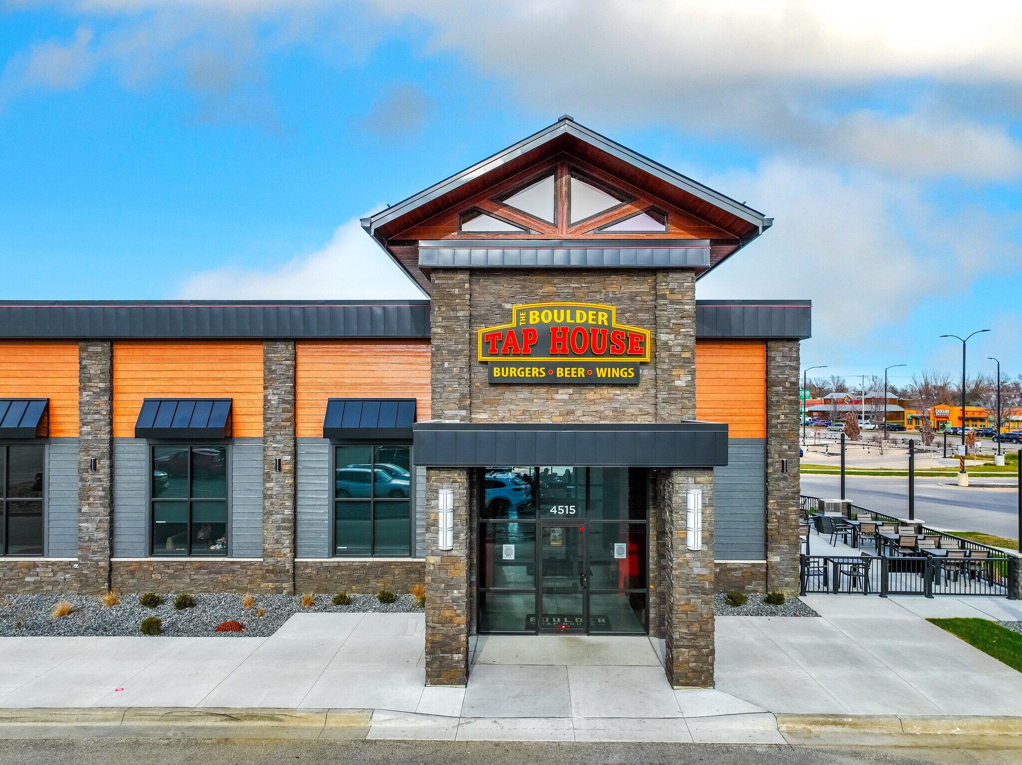 4515 Westdale Pkwy SW, Cedar Rapids, IA for sale Primary Photo- Image 1 of 8