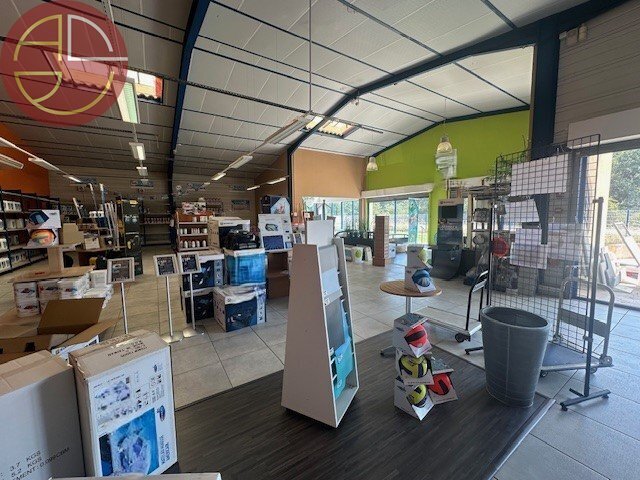 Retail in Cornebarrieu to rent - Building Photo - Image 1 of 6