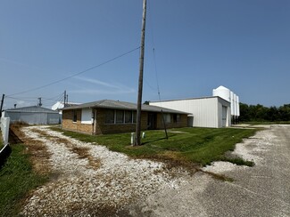 More details for 145 S Washington St, Bushnell, IL - Light Industrial for Sale