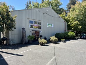 30-36 Mill St, Healdsburg, CA for rent Building Photo- Image 2 of 9