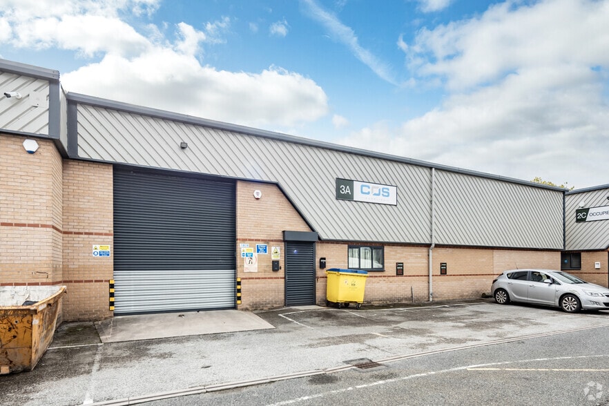 Hanson St, Manchester to rent - Building Photo - Image 3 of 3