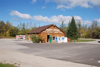 9564 Honor Hwy, Honor, MI for sale Primary Photo- Image 1 of 1