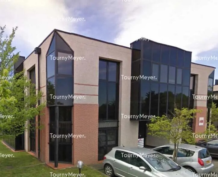 Office in Toulouse to rent - Primary Photo - Image 1 of 2
