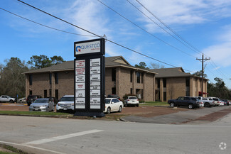 More details for 100 Commercial Cir, Conroe, TX - Office for Rent