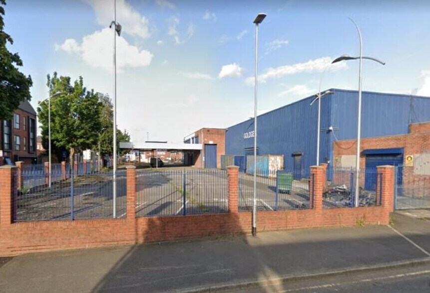 211 Cavendish St, Ashton Under Lyne for sale - Building Photo - Image 1 of 1