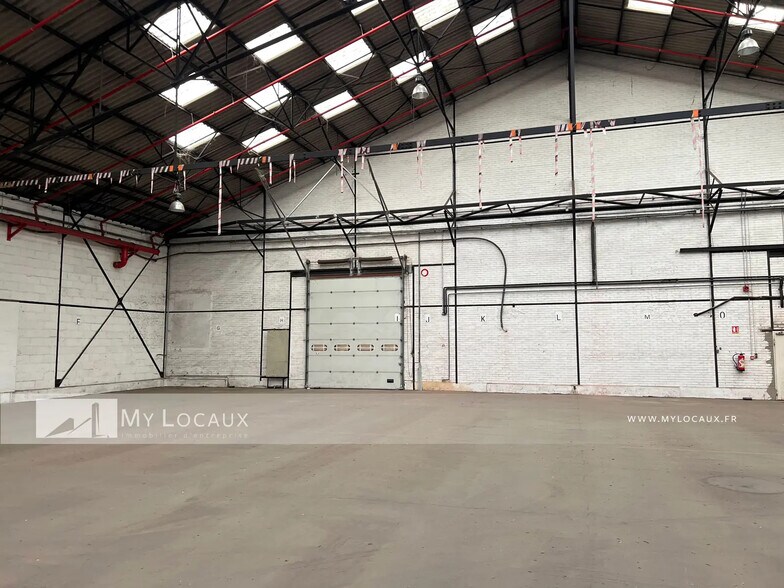 Industrial in Gennevilliers to rent - Interior Photo - Image 3 of 7