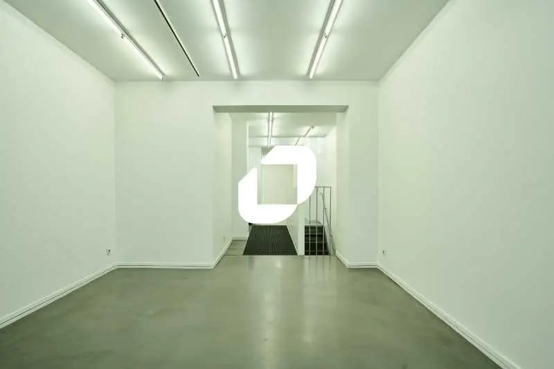 Retail in Paris for sale - Building Photo - Image 2 of 12