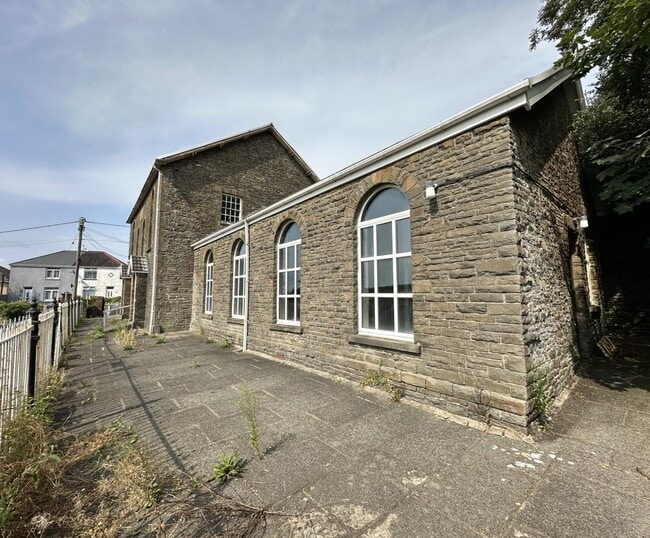 More details for 6 Fforest Hl, Crynant - Specialist for Sale