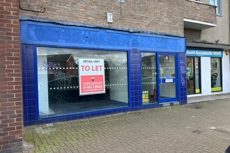 High St, Shepperton to rent Building Photo- Image 1 of 1