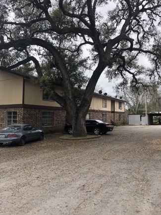 More details for 210 S Chilton Ave, Goliad, TX - Residential for Sale