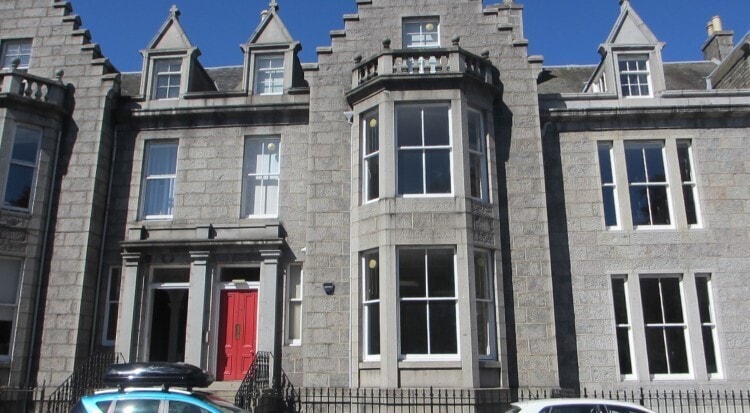 17 Rubislaw Ter, Aberdeen to rent Building Photo- Image 1 of 4