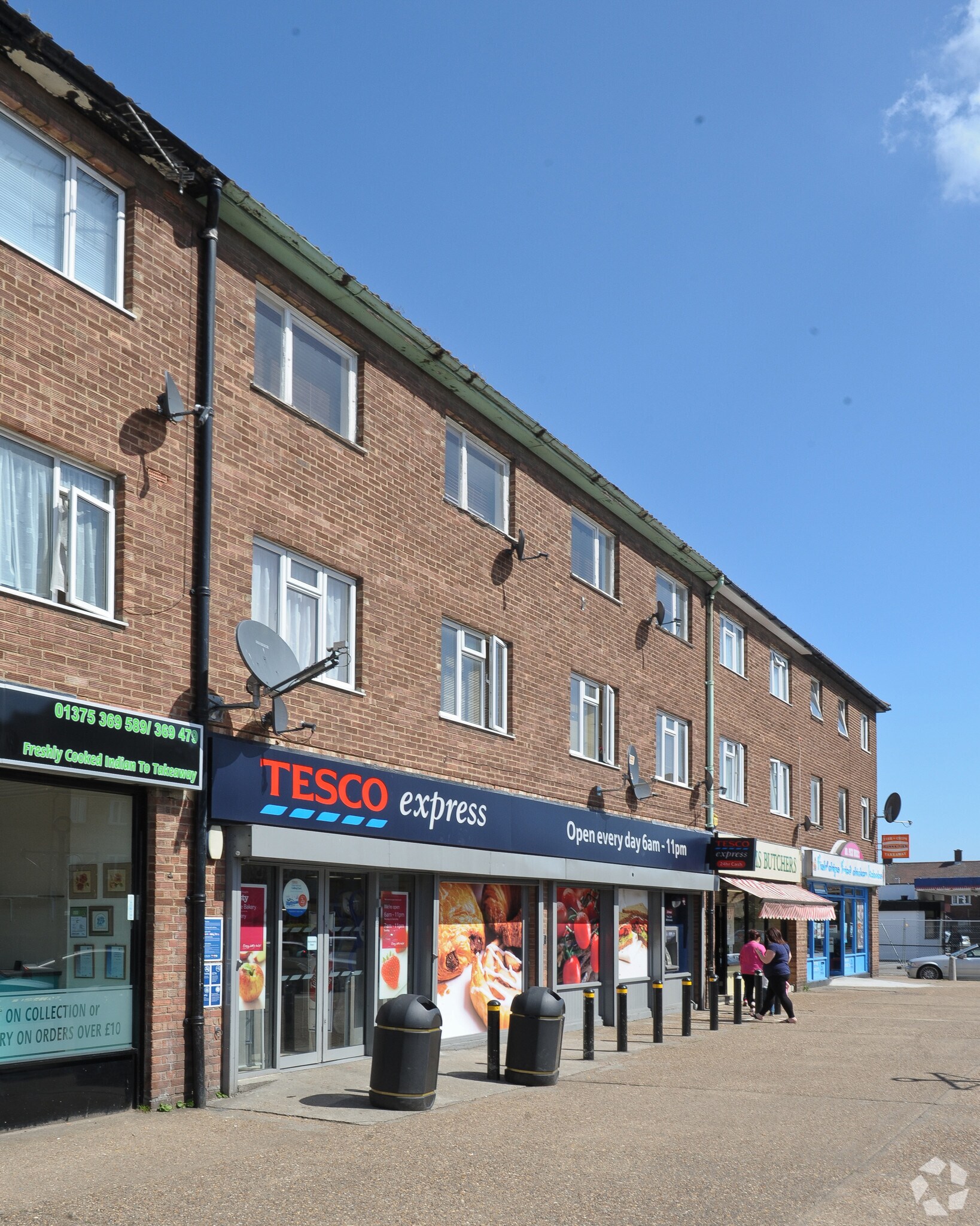 4-8 Crammavill St, Grays for sale Primary Photo- Image 1 of 1
