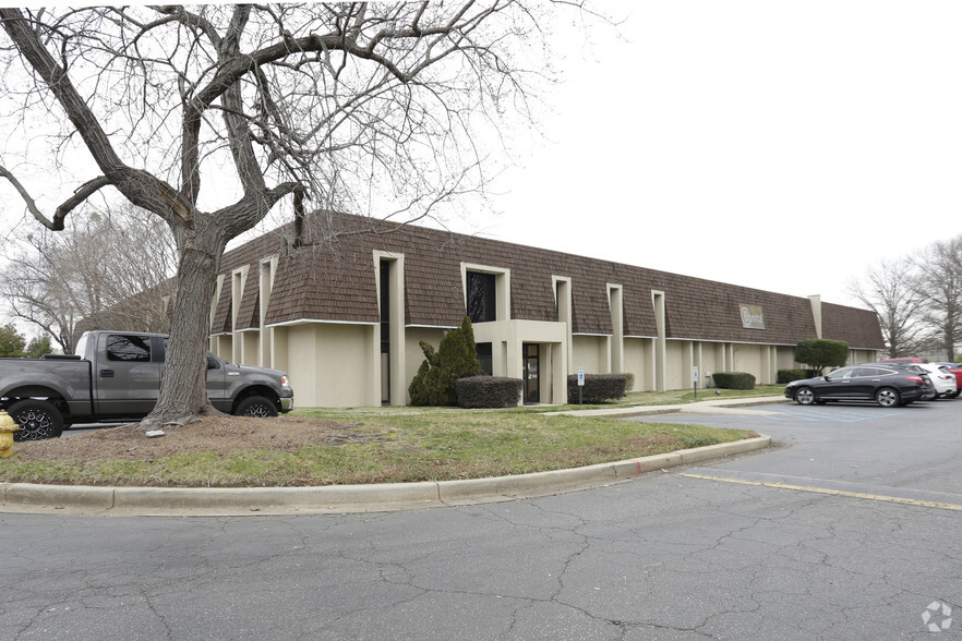 1200 Woodruff Rd, Greenville, SC for sale - Primary Photo - Image 1 of 1