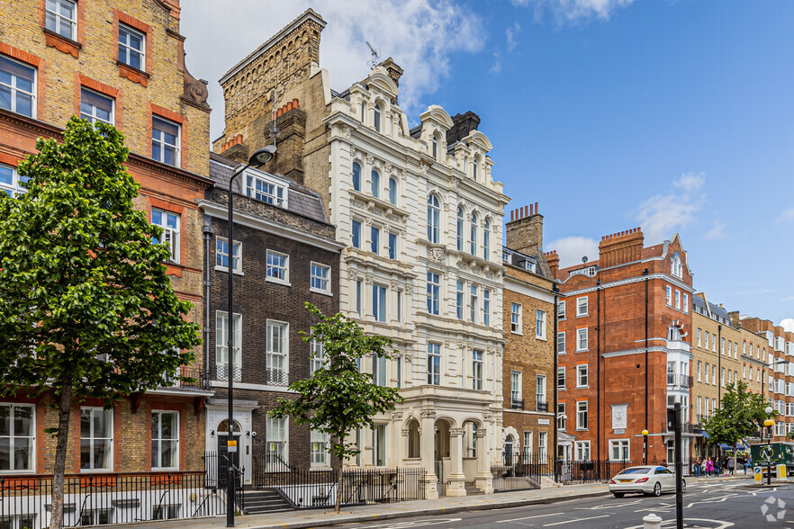 121-122 Sloane St, London for rent - Building Photo - Image 3 of 4