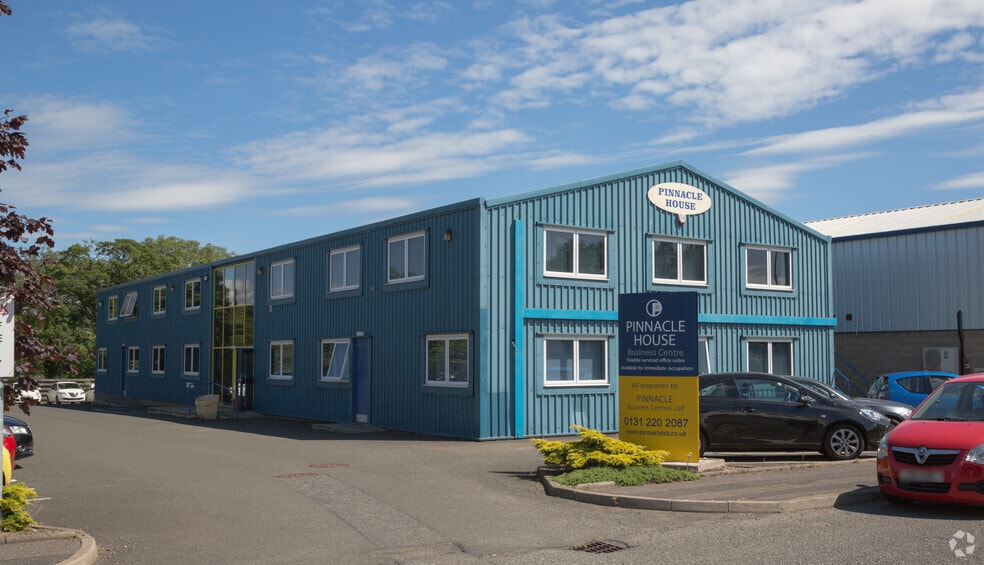 Mill Rd, Linlithgow to rent - Building Photo - Image 1 of 10