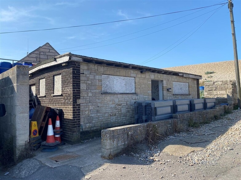 17 Pebble Lane, Portland for sale - Building Photo - Image 3 of 5