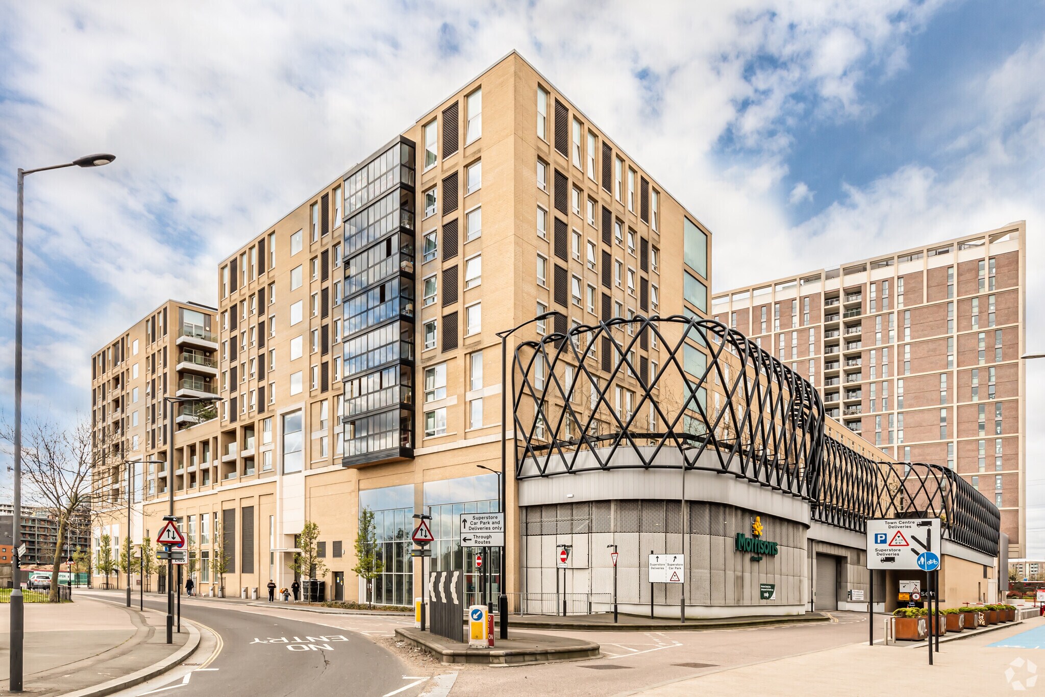 Town Pl, London for sale Building Photo- Image 1 of 1