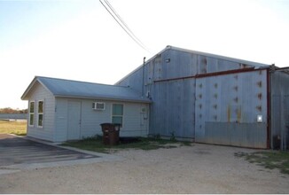 108 Reynolds St, Lockhart, TX for sale Primary Photo- Image 1 of 1