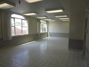 1518 S Robertson Blvd, Los Angeles, CA for rent Interior Photo- Image 2 of 4