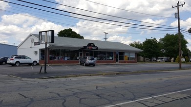 997-1001 Sandy Ln, Warwick, RI for sale Building Photo- Image 1 of 1