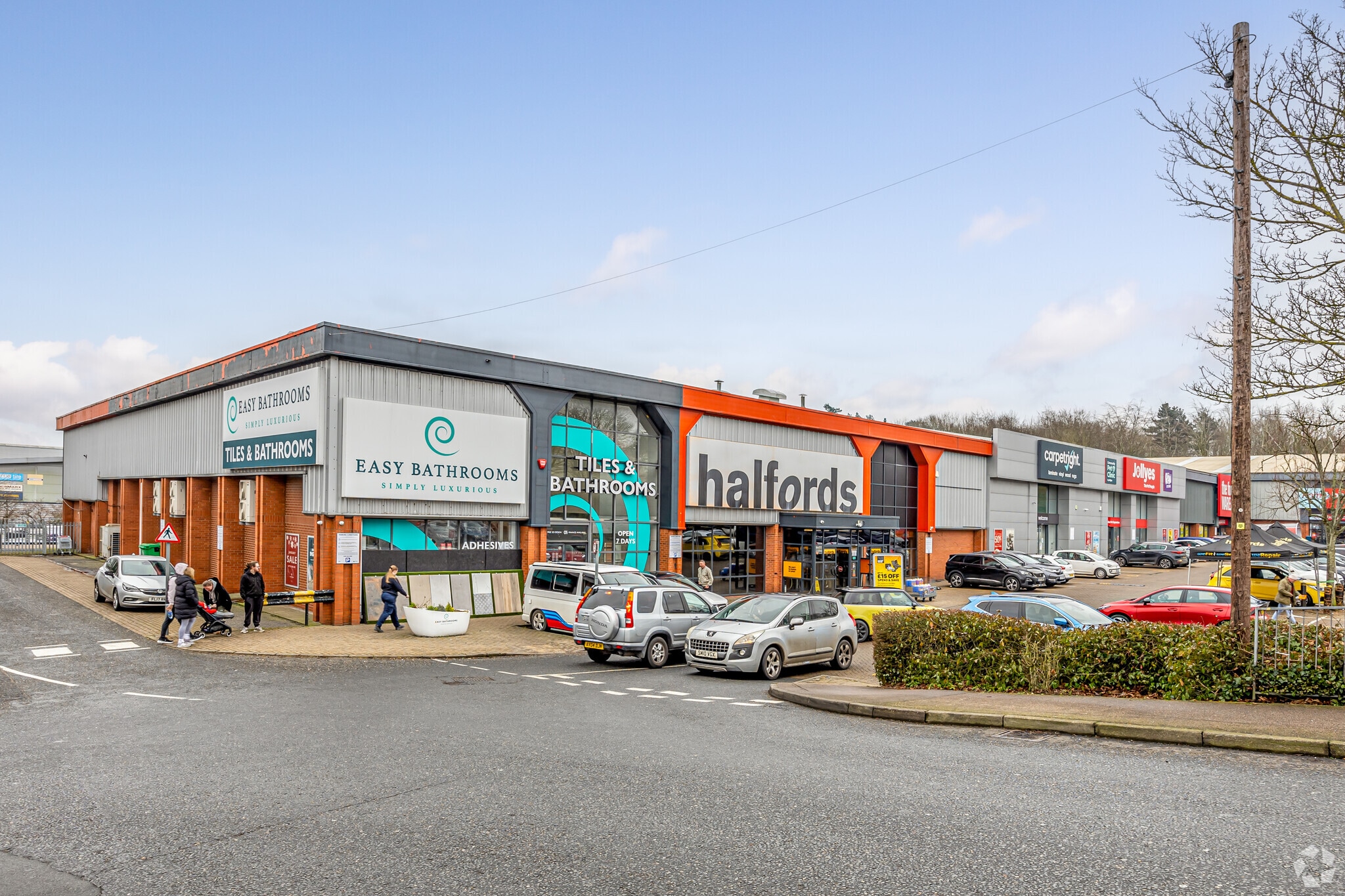 6 Howard Way, Harlow for sale Primary Photo- Image 1 of 4