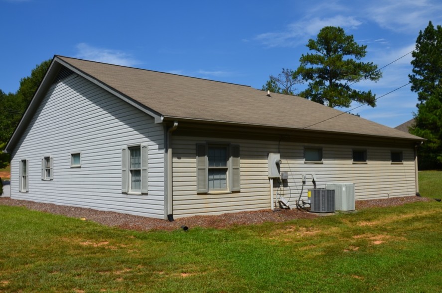 103 Medical Sciences Dr, Union, SC for sale - Building Photo - Image 3 of 14