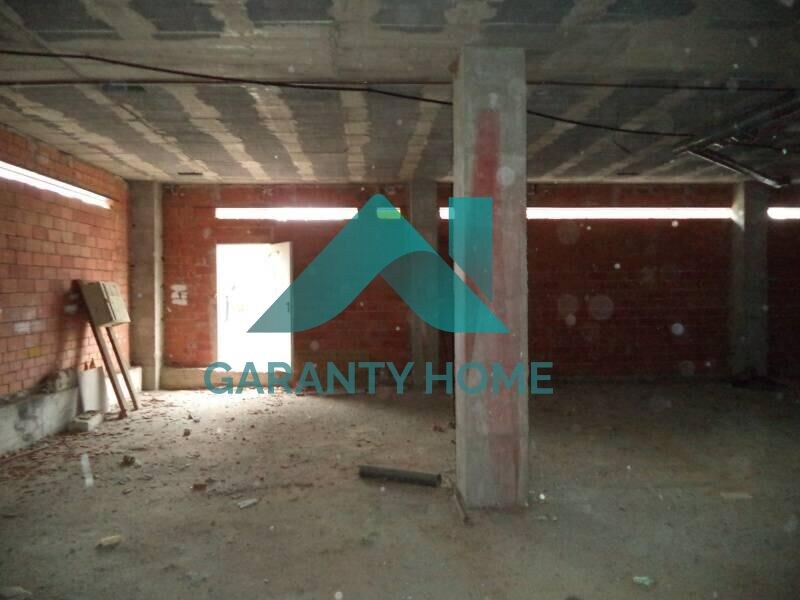 Retail in Cáceres, Cáceres to rent Interior Photo- Image 1 of 7