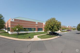 45745 Nokes Blvd, Dulles, VA for rent Building Photo- Image 1 of 6