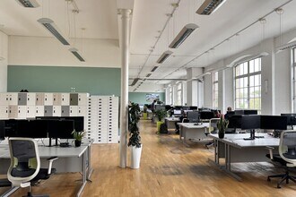 230 Lower Bristol Rd, Bath to rent Interior Photo- Image 2 of 11