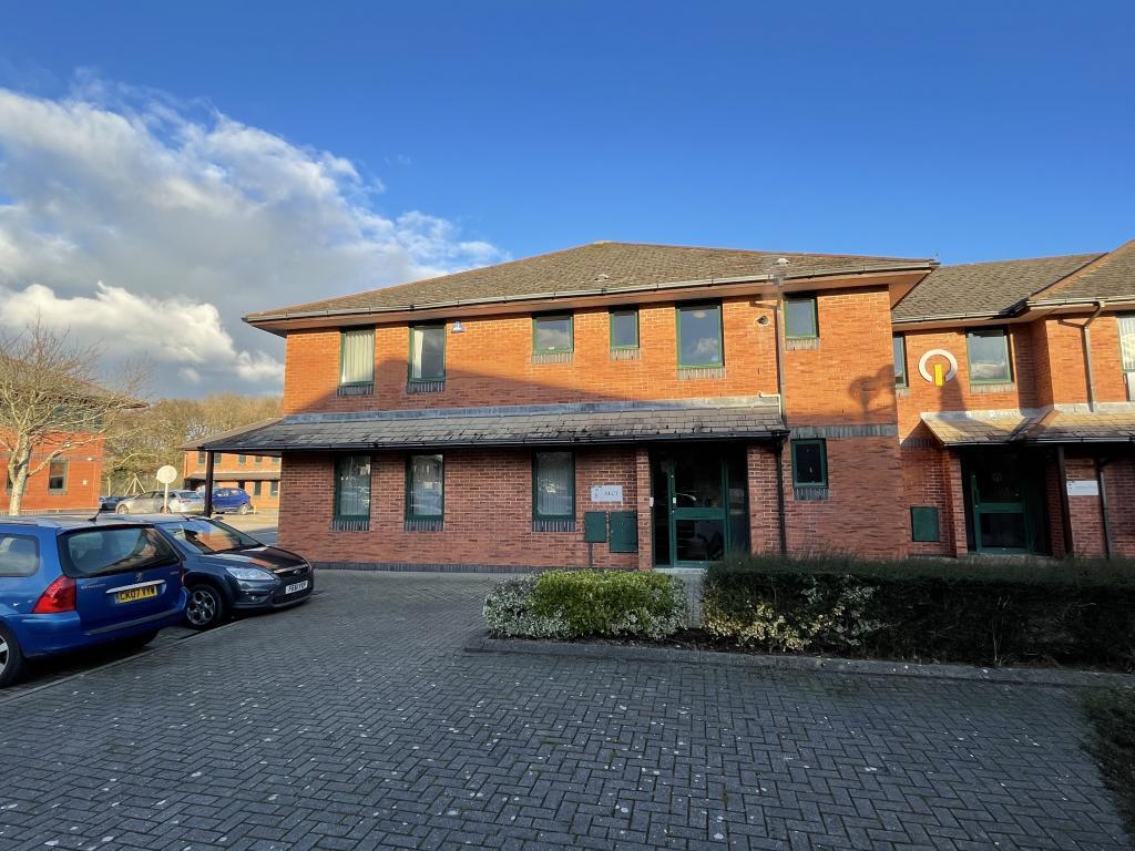 Lambourne Cres, Cardiff to rent Building Photo- Image 1 of 1