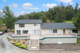 3429 S Stage Rd, Medford, OR for sale Building Photo- Image 1 of 38