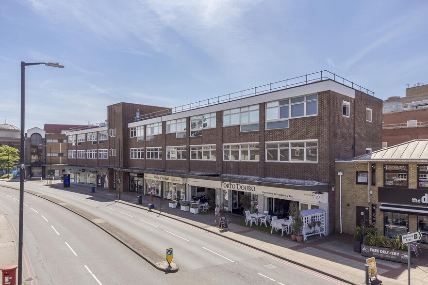 692 Warwick Rd, Solihull to rent - Building Photo - Image 1 of 1