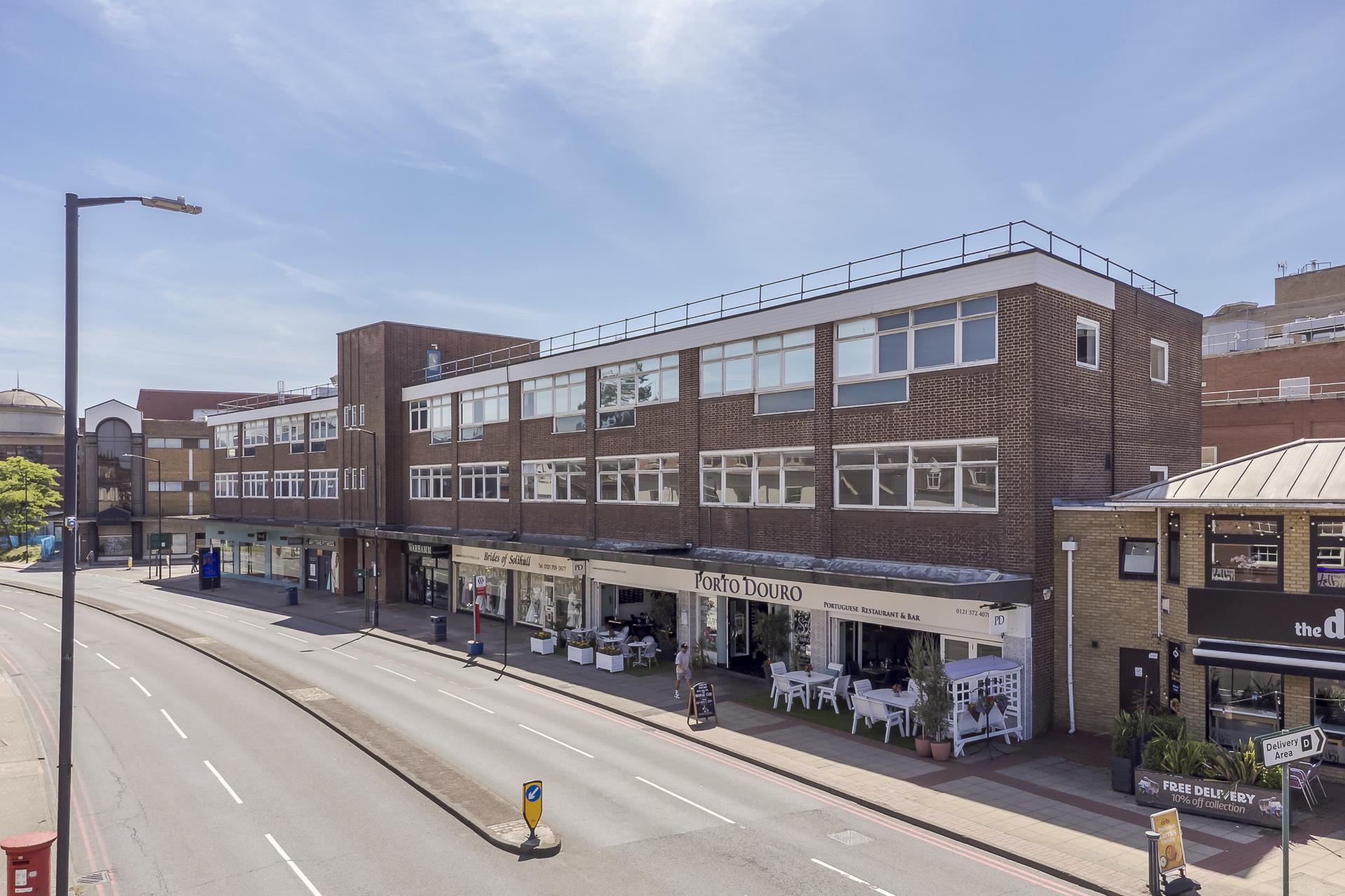 692 Warwick Rd, Solihull to rent Building Photo- Image 1 of 3