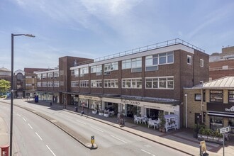 692 Warwick Rd, Solihull to rent Building Photo- Image 1 of 3