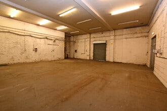 11 Bankside, Falkirk to rent Interior Photo- Image 2 of 3