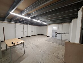 315 Drakemire Dr, Glasgow to rent Interior Photo- Image 2 of 5