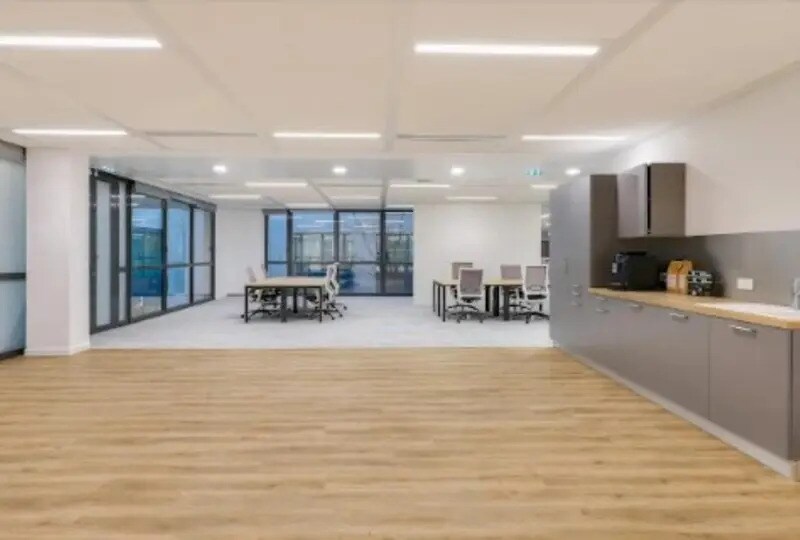 4 Rue Eugène Renault, Maisons-Alfort to rent - Interior Photo - Image 2 of 6
