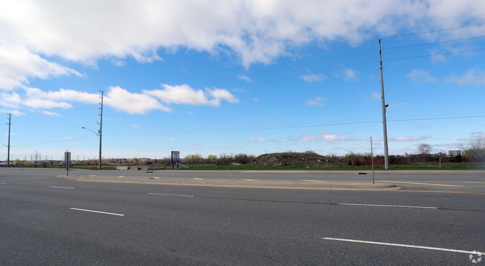 10881 Highway 50 Rd, Vaughan L4H 3N5 UK