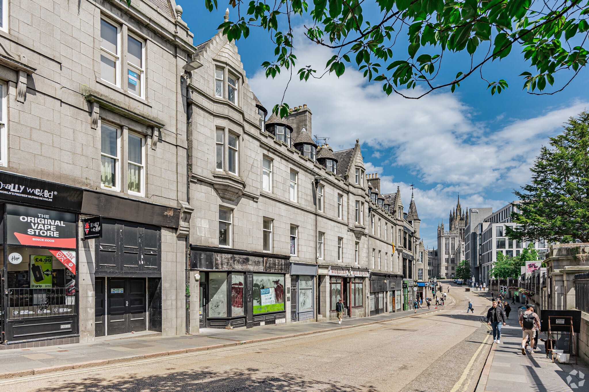 8 Schoolhill, Aberdeen to rent Primary Photo- Image 1 of 3