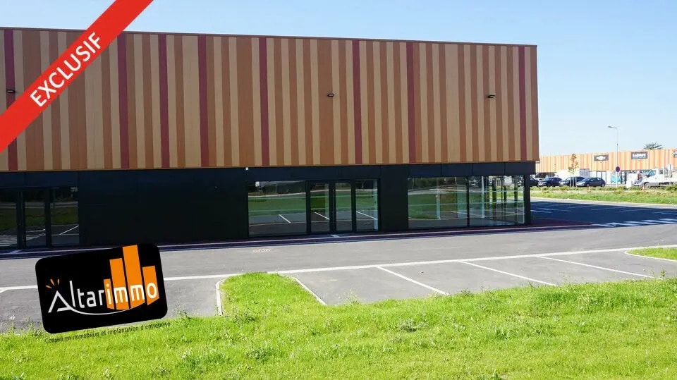 Vente Local d'activités 350 m² - Photo 1