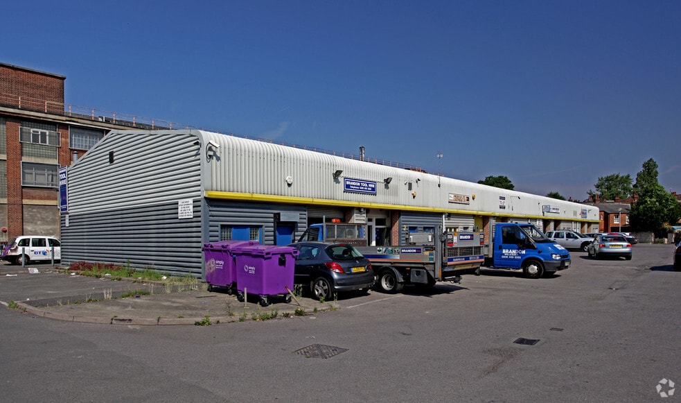 Dalmeyer Rd, London for sale - Primary Photo - Image 1 of 3