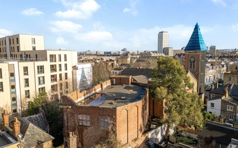Lingham St, London for sale Primary Photo- Image 1 of 2