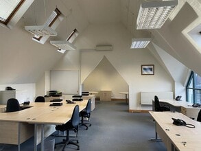 College St, Gloucester to rent Interior Photo- Image 2 of 5