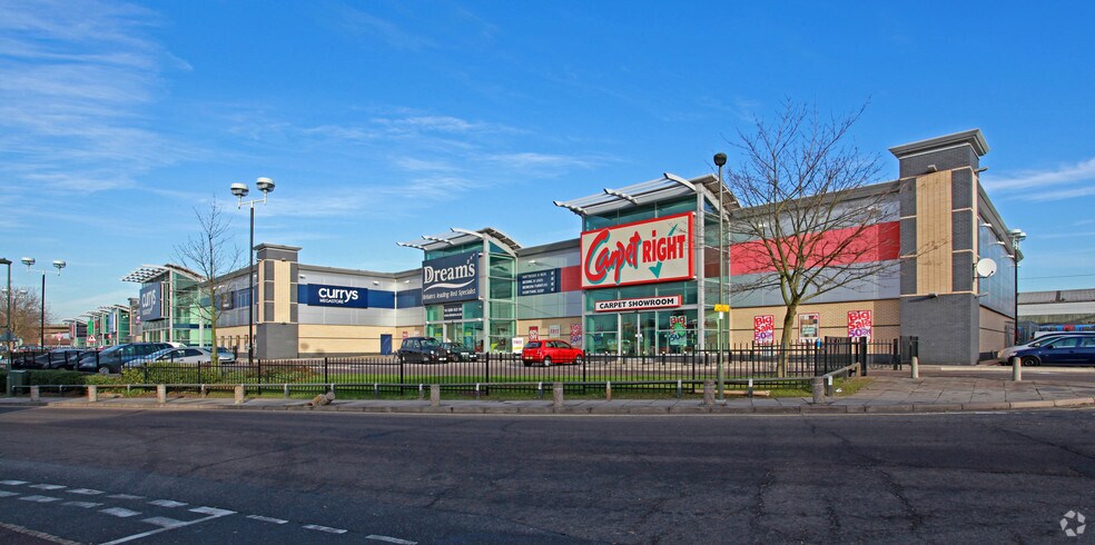 5B Geron Way, London for sale - Primary Photo - Image 1 of 1