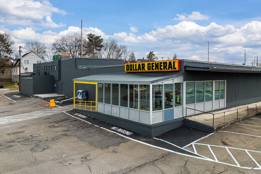 Dollar General / Northern Thrift Plaza - Commercial Property