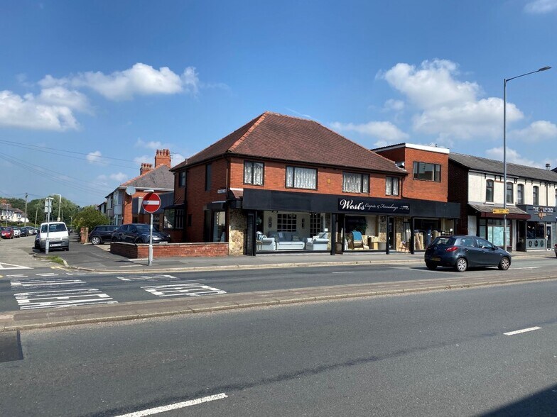 454-456 Blackpool Rd, Preston for sale - Primary Photo - Image 1 of 1