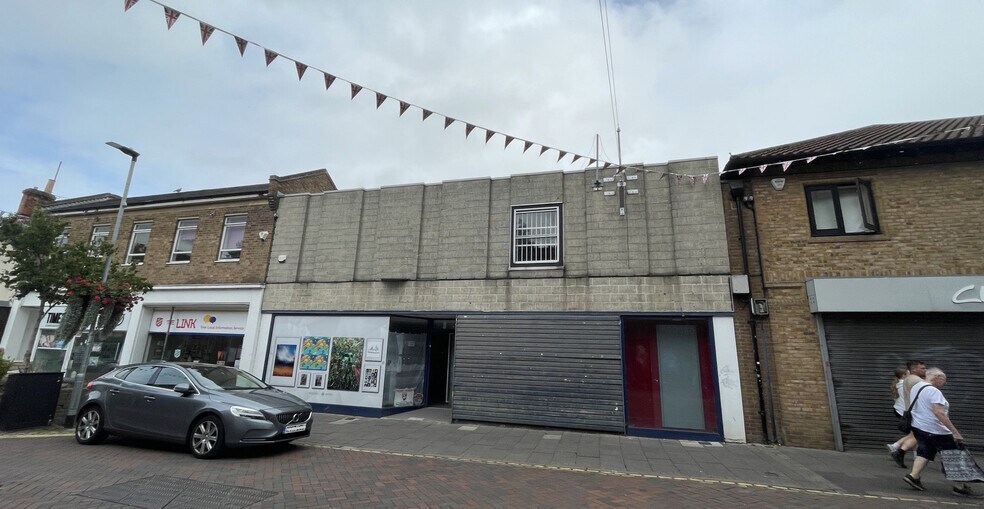 47-49 High St, Haverhill to rent - Primary Photo - Image 1 of 1