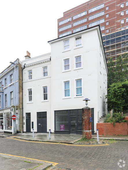 59-61 Kings Rd, St Leonards On Sea for rent - Primary Photo - Image 1 of 3