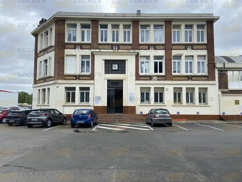 Light Industrial in Bobigny to rent Building Photo- Image 1 of 5