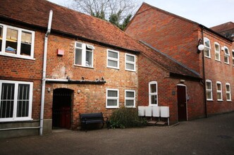 High St, Chesham for rent Building Photo- Image 1 of 5